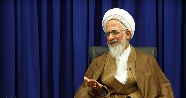 آیتالله جوادی آملی: نظام پولی و بانکی کشور باید اصلاح شود آیتالله جوادی آملی: نظام پولی و بانکی کشور باید اصلاح شود
