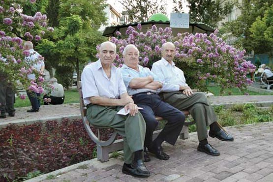 رقم و زمان پرداخت عیدی بازنشستگان کشوری اعلام شد رقم و زمان پرداخت عیدی بازنشستگان کشوری اعلام شد