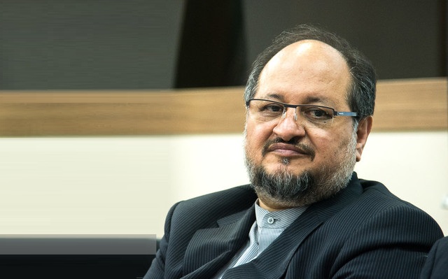 نامهنگاری وزیر صنعت با اسحاق جهانگیری نامهنگاری وزیر صنعت با اسحاق جهانگیری
