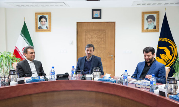خروج ۱۰۰ هزار نفر از پوشش کمیته امداد با تسهیلات بانک ملت خروج ۱۰۰ هزار نفر از پوشش کمیته امداد با تسهیلات بانک ملت