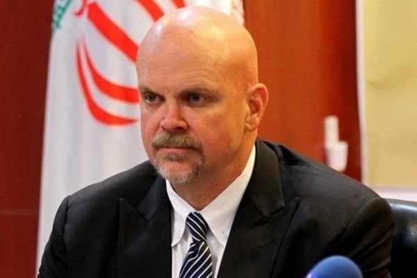 خروج هر یک از طرفها از برجام فاجعه است خروج هر یک از طرفها از برجام فاجعه است