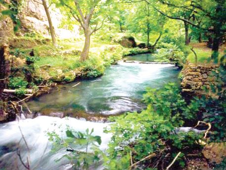 به‌نام گردشگری، محیط زیست تخریب می‌شود