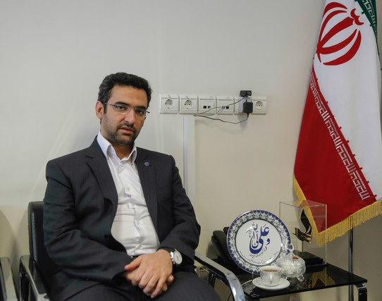 واکنش وزیر ارتباطات به تعرض جنسی راننده اسنپ واکنش وزیر ارتباطات به تعرض جنسی راننده اسنپ