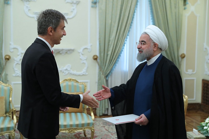 دیپلمات اقتصاددان سوییسی در تهران دیپلمات اقتصاددان سوییسی در تهران