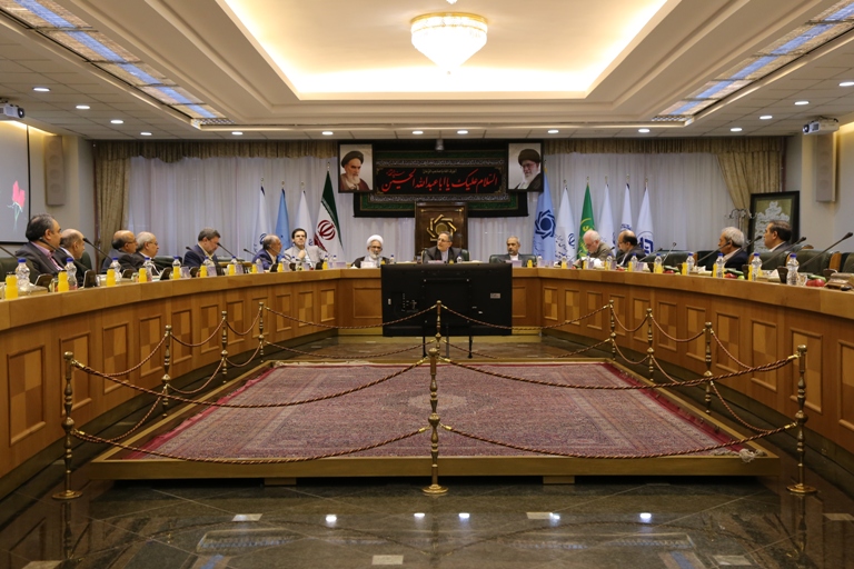 تسهیل و گشایش در صدور انواع ضمانتنامهها برای فعالان اقتصادی/ زمینهسازی انطباق بیشتر بانکهای کشور با استانداردهای جهانی تسهیل و گشایش در صدور انواع ضمانتنامهها برای فعالان اقتصادی/ زمینهسازی انطباق بیشتر بانکهای کشور با استانداردهای جهانی