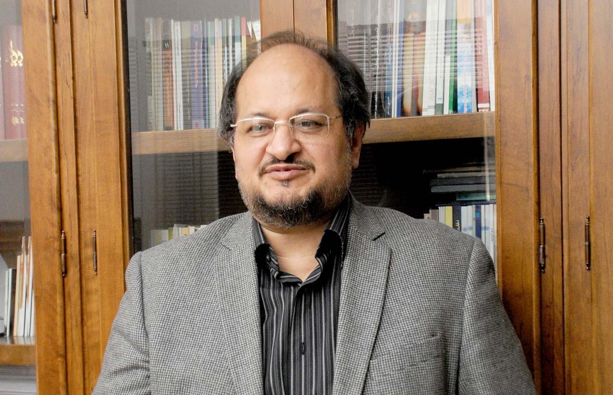 شریعتمداری: سند راهبردی توسعه صنعت ابلاغ میشود/ تعادل بین عرضه و تقاضا در دستور کارقراردارد شریعتمداری: سند راهبردی توسعه صنعت ابلاغ میشود/ تعادل بین عرضه و تقاضا در دستور کارقراردارد