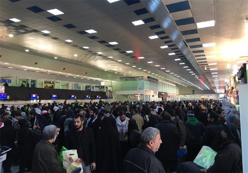 زائران ایرانی و ماجرای ۱۰دلار عوارض فرودگاه نجف زائران ایرانی و ماجرای ۱۰دلار عوارض فرودگاه نجف