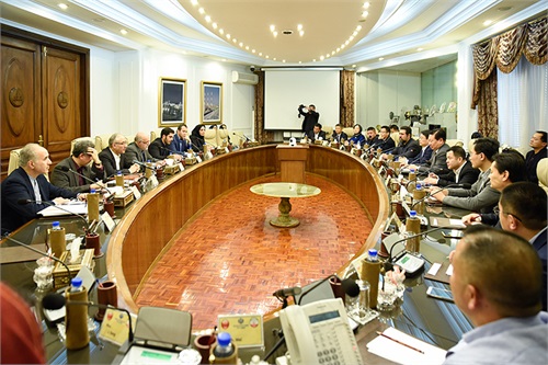آمادگی چین برای استفاده از منابع نفت و گاز ایران آمادگی چین برای استفاده از منابع نفت و گاز ایران