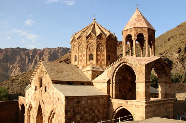قدیمیترین عبادتگاه مسیحیان جهان در ایران +تصاویر قدیمیترین عبادتگاه مسیحیان جهان در ایران +تصاویر