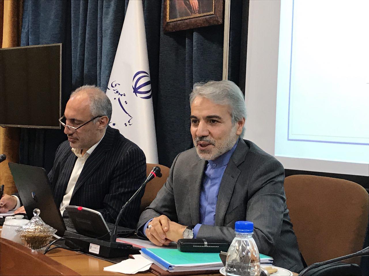 بخشی از منابع به صورت ارز از کشور خارج شد/ یورو ارز رسمی کشور می‌شود