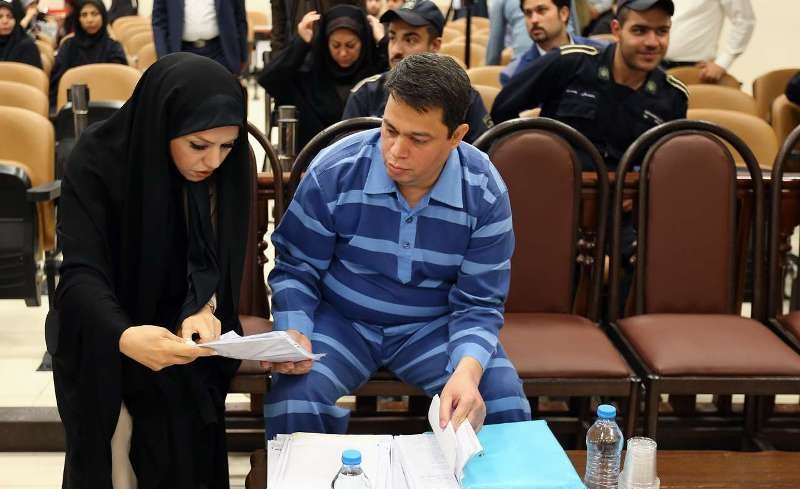 حمیدرضا باقری درمنی به دار آویخته شد حمیدرضا باقری درمنی به دار آویخته شد