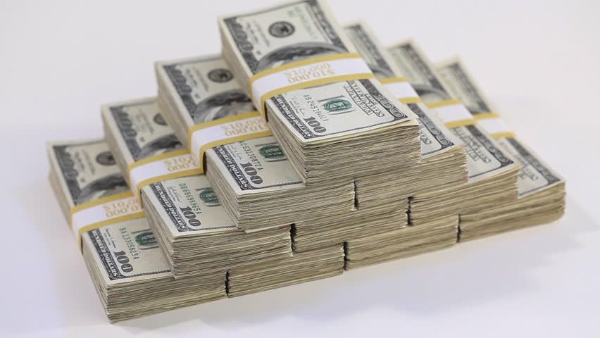 قیمت واقعی دلار بیش از 10هزار تومان نیست/ فقط به صرافیهای بانکی بسنده نکنیم قیمت واقعی دلار بیش از 10هزار تومان نیست/ فقط به صرافیهای بانکی بسنده نکنیم