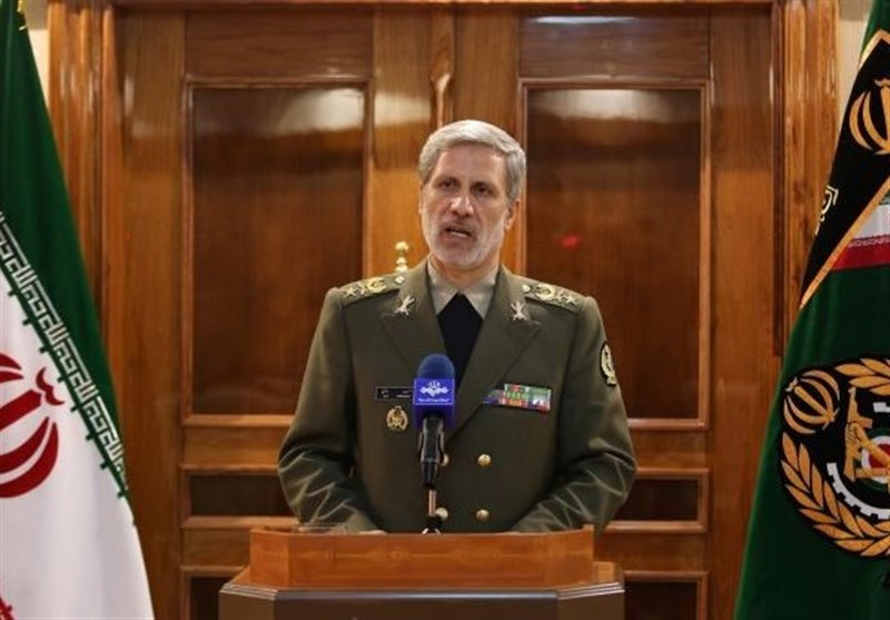 وزیر دفاع: بودجه دفاعی ۲۱درصد افزایش مییابد وزیر دفاع: بودجه دفاعی ۲۱درصد افزایش مییابد