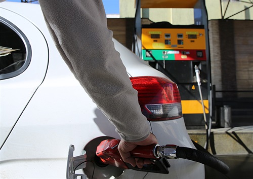 چرا CNG در بین مردم محبوبیت ندارد؟/ راهکارهای تشویقی برای جانشین بنزین چرا CNG در بین مردم محبوبیت ندارد؟/ راهکارهای تشویقی برای جانشین بنزین