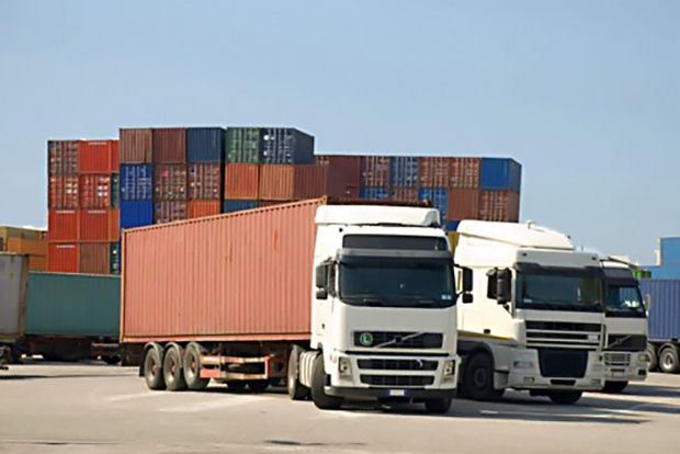 بیش از 5.5میلیون تن کالا از مرزهای زمینی صادر شد بیش از 5.5میلیون تن کالا از مرزهای زمینی صادر شد