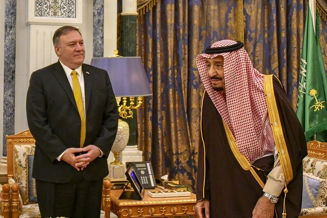 پمپئو: با ملک سلمان درباره ایران رایزنی کردم پمپئو: با ملک سلمان درباره ایران رایزنی کردم
