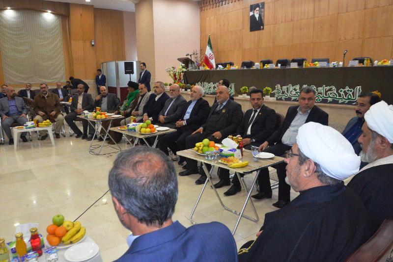 ظریف: جهان متوجه شده آمریکا همان شاه برهنه است ظریف: جهان متوجه شده آمریکا همان شاه برهنه است