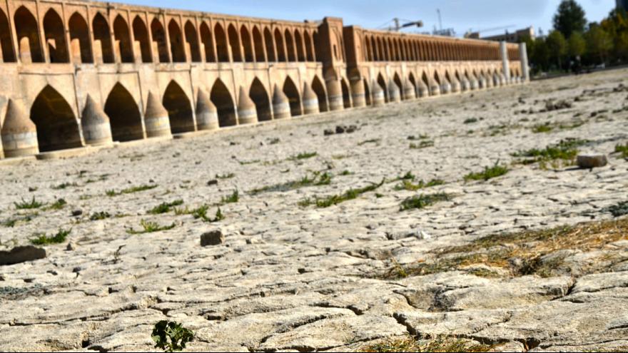 اصفهان تا ۲۰۲۵ خالی از سکنه میشود؟ اصفهان تا ۲۰۲۵ خالی از سکنه میشود؟