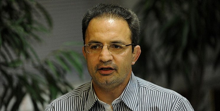 خادم از معاونت وزارت ورزش می‌رود؟