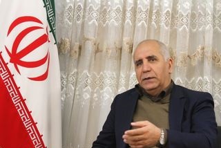 عرضه سیمان صادراتی در بورس کالا/ سود اصلی داد و ستد کالاها در بورس به جیب تولیدکننده اصلی میرود عرضه سیمان صادراتی در بورس کالا/ سود اصلی داد و ستد کالاها در بورس به جیب تولیدکننده اصلی میرود