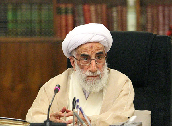 فضای مجازی به نفع انقلاب مدیریت شود فضای مجازی به نفع انقلاب مدیریت شود