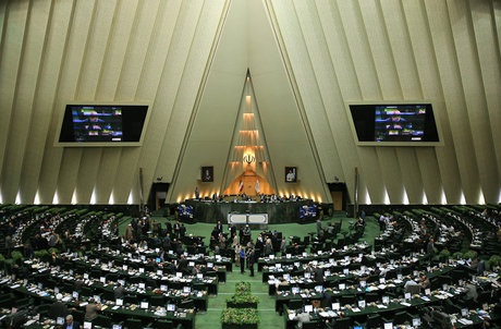 کارمندان بانک و نیروهای نظامی مشمول سختی کار نمیشوند کارمندان بانک و نیروهای نظامی مشمول سختی کار نمیشوند