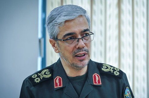 سرلشگر باقری: برتحولات خلیج فارس و تنگه هرمز اشراف داریم سرلشگر باقری: برتحولات خلیج فارس و تنگه هرمز اشراف داریم