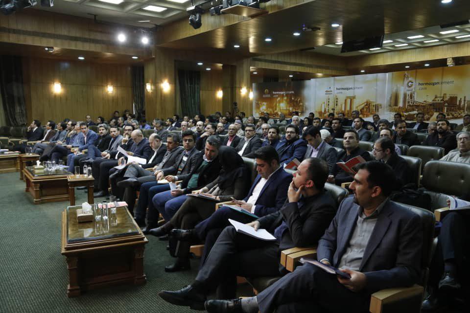 مجمع عمومی سالانه سیمان هرمزگان برگزار شد/ تقسیم سود هزار ریالی در «سهرمز» مجمع عمومی سالانه سیمان هرمزگان برگزار شد/ تقسیم سود هزار ریالی در «سهرمز»