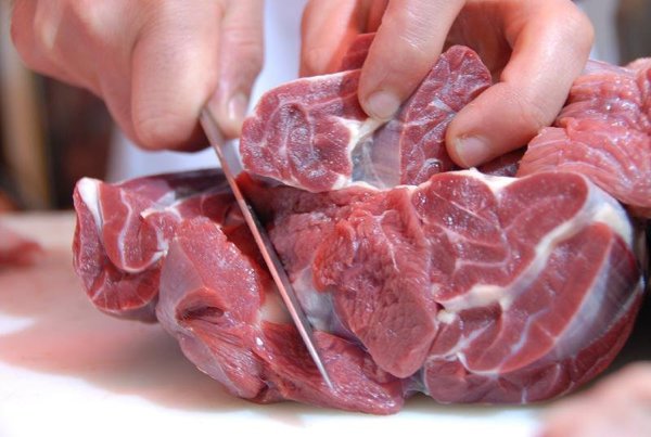 گوشت گوسفندی گران نمیشود گوشت گوسفندی گران نمیشود