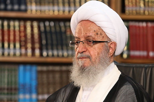 مکارم شیرازی خواستار تنبیه بانکهای خاطی شد مکارم شیرازی خواستار تنبیه بانکهای خاطی شد