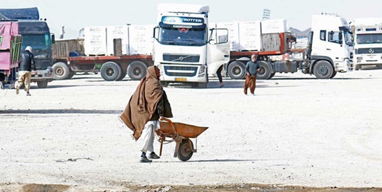 افغانستان دوباره گمرک فراه را بهروی کالاهای ایرانی بست افغانستان دوباره گمرک فراه را بهروی کالاهای ایرانی بست