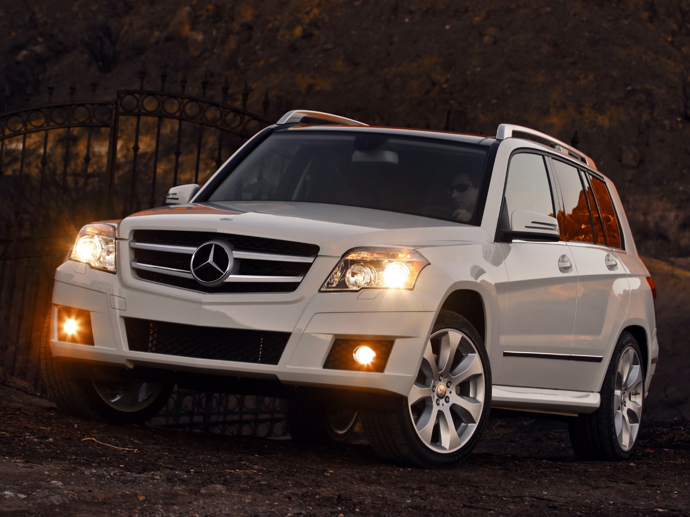 بنز GLK فیس لیفت نسبت به مدل های پیشین خود چه پیشرفتی داشته است؟ بنز GLK فیس لیفت نسبت به مدل های پیشین خود چه پیشرفتی داشته است؟