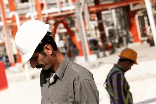زندگی ایدهآل نمیخواهیم، معیشت کارگران را حفظ کنید زندگی ایدهآل نمیخواهیم، معیشت کارگران را حفظ کنید