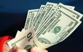 بررسی قیمت دلار در یک سال گذشته بررسی قیمت دلار در یک سال گذشته
