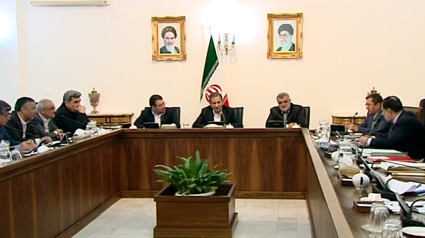 ادامه تامین کالاهای اساسی با ارز ۴۲۰۰تومانی/ آرامش در نظام بانکی برقرار است ادامه تامین کالاهای اساسی با ارز ۴۲۰۰تومانی/ آرامش در نظام بانکی برقرار است