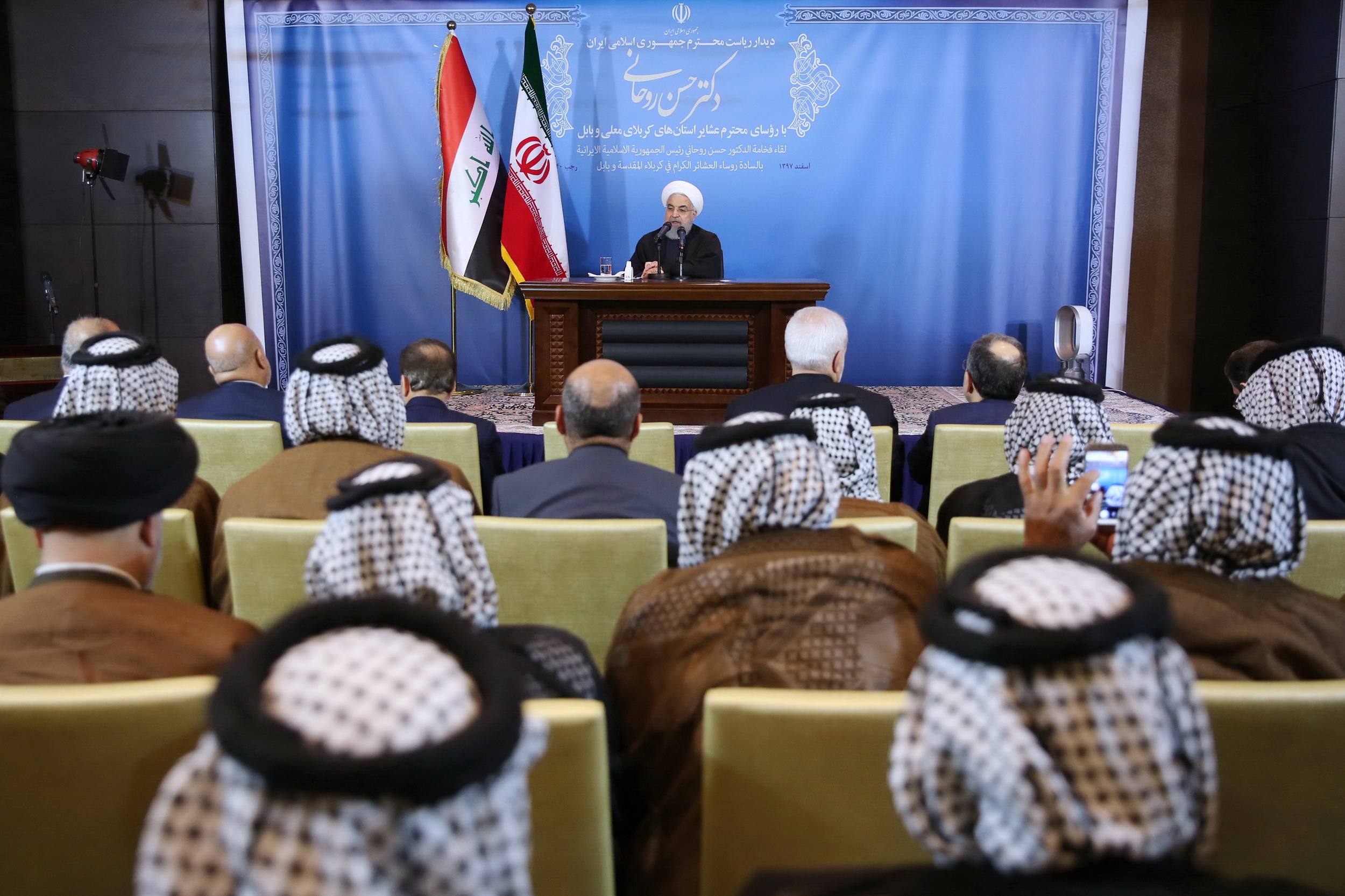 روحانی: هیچ قدرتی نمیتواند ایران و عراق را از هم جدا کند روحانی: هیچ قدرتی نمیتواند ایران و عراق را از هم جدا کند
