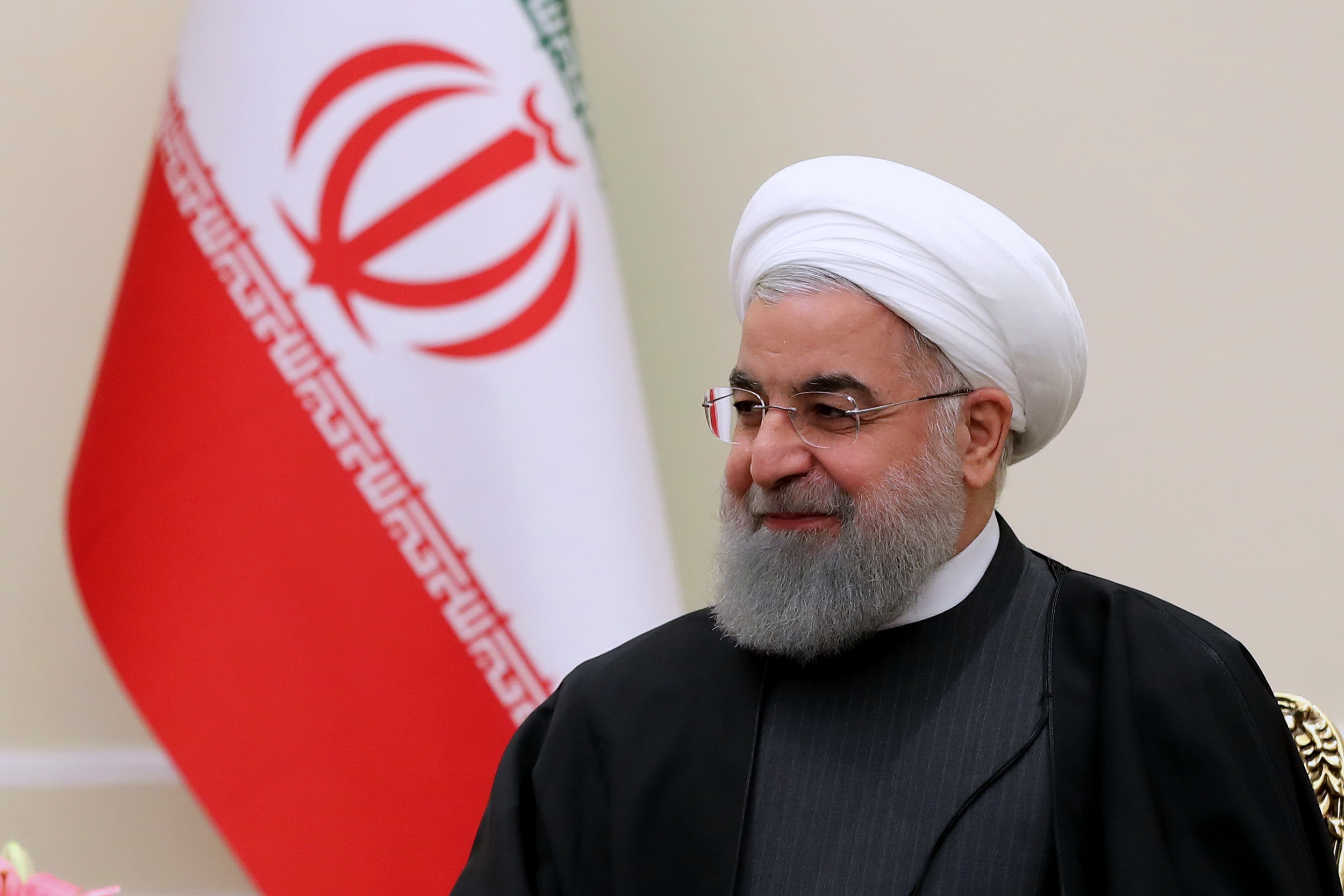 رییس جمهور با آیت الله سیستانی دیدار کرد رییس جمهور با آیت الله سیستانی دیدار کرد