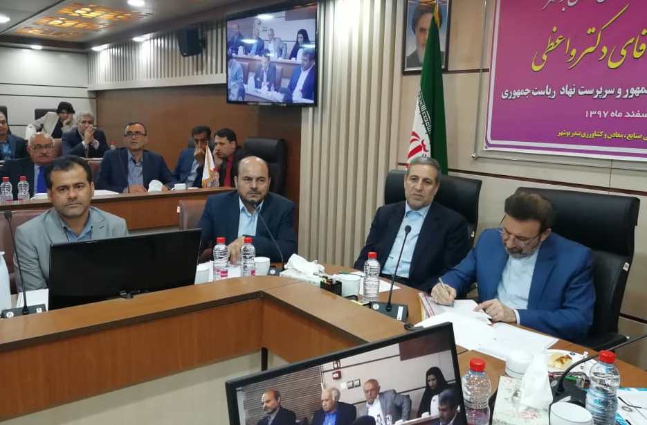 واعظی: دولت از صادرات در مقابل واردات حمایت میکند واعظی: دولت از صادرات در مقابل واردات حمایت میکند