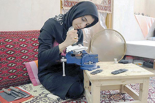 خانه‌ها در حکم کارخانه