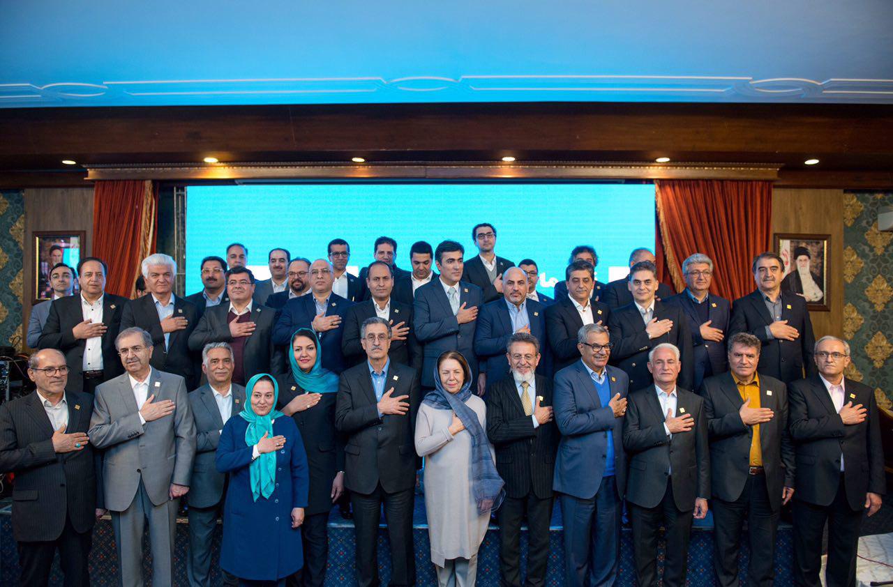 تشریح گزیده رویکردها و برنامههای ائتلاف برای فردا در دوره نهم اتاق بازرگانی تشریح گزیده رویکردها و برنامههای ائتلاف برای فردا در دوره نهم اتاق بازرگانی