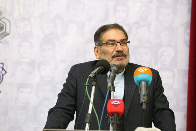 اظهارات شمخانی درباره مواضع اخیر مقامات آمریکایی اظهارات شمخانی درباره مواضع اخیر مقامات آمریکایی