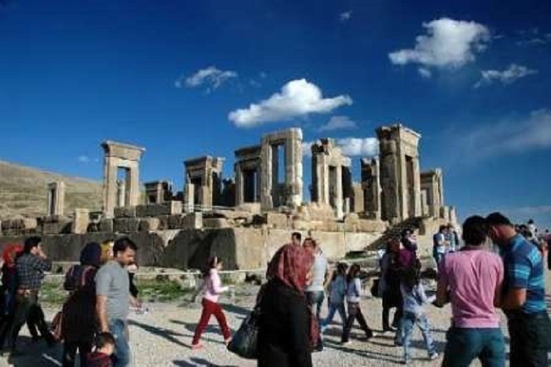 فرصت و تهدیدهای تغییر نرخ ارز در گردشگری ایران فرصت و تهدیدهای تغییر نرخ ارز در گردشگری ایران