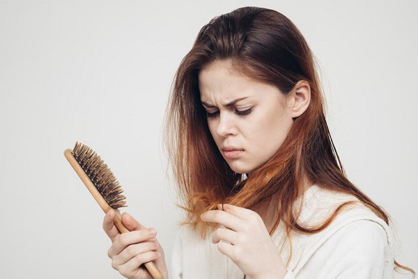 چرا کاهش وزن موجب ریزش مو میشود؟ چرا کاهش وزن موجب ریزش مو میشود؟