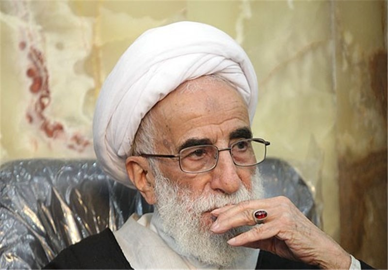 تصاویر اتاق شخصی آیت‌الله جنتی و شوخی بامزه ایشان +فیلم