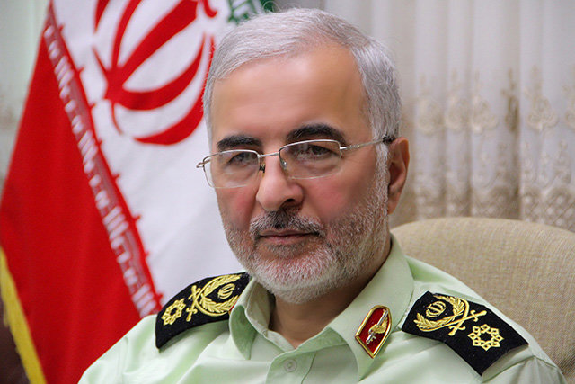 دستگیری ۳۰۰نفر از مخلان بازار سکه و ارز دستگیری ۳۰۰نفر از مخلان بازار سکه و ارز