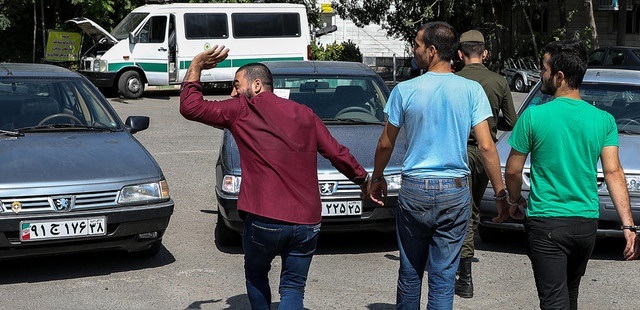 سرقت خودرو در ۳۰ ثانیه؛ از لکسوس تا پراید +عکس سرقت خودرو در ۳۰ ثانیه؛ از لکسوس تا پراید +عکس