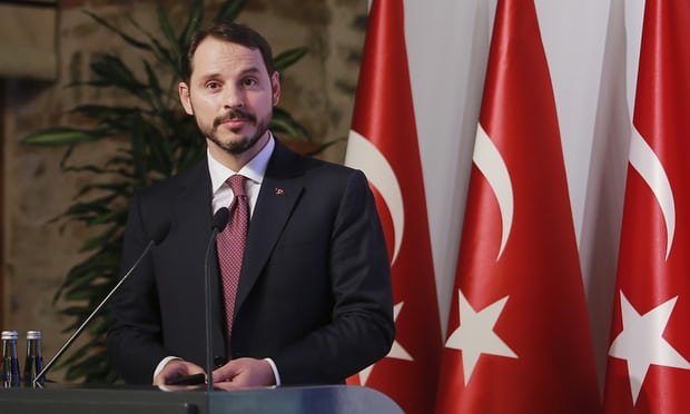 همه نگاهها به داماد اردوغان است همه نگاهها به داماد اردوغان است