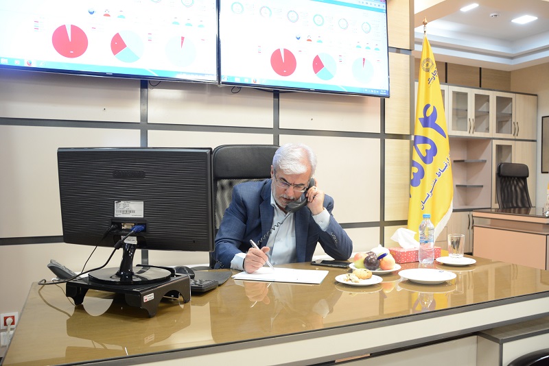 ارتباط مستقیم رئیس هیات مدیره بانک تجارت با مشتریان ارتباط مستقیم رئیس هیات مدیره بانک تجارت با مشتریان