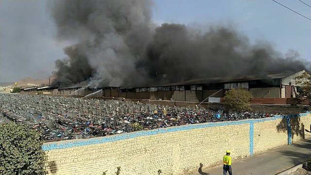 حریق در انبار 3هزار متری در تهران + عکس حریق در انبار 3هزار متری در تهران + عکس