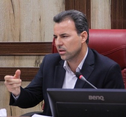 میرزایی: چرا مدیران بازنشسته را تا آخرین زمان حفظشان کنیم! میرزایی: چرا مدیران بازنشسته را تا آخرین زمان حفظشان کنیم!